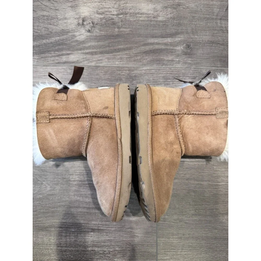 UGG girls size